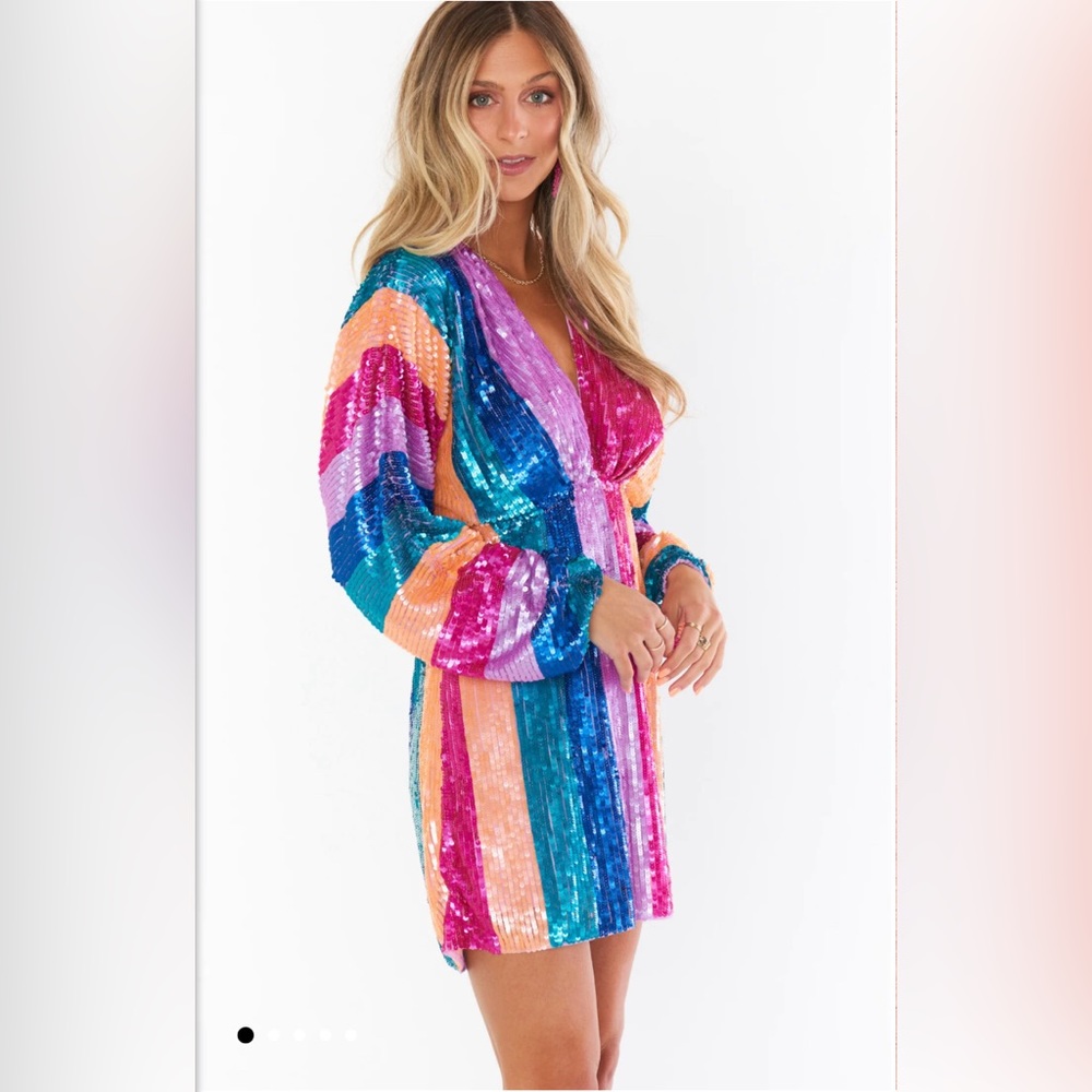 Beautiful Show Me Your MuMu rainbow sequined dress!!